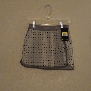 Nike girls Size small grey and black tennis skort